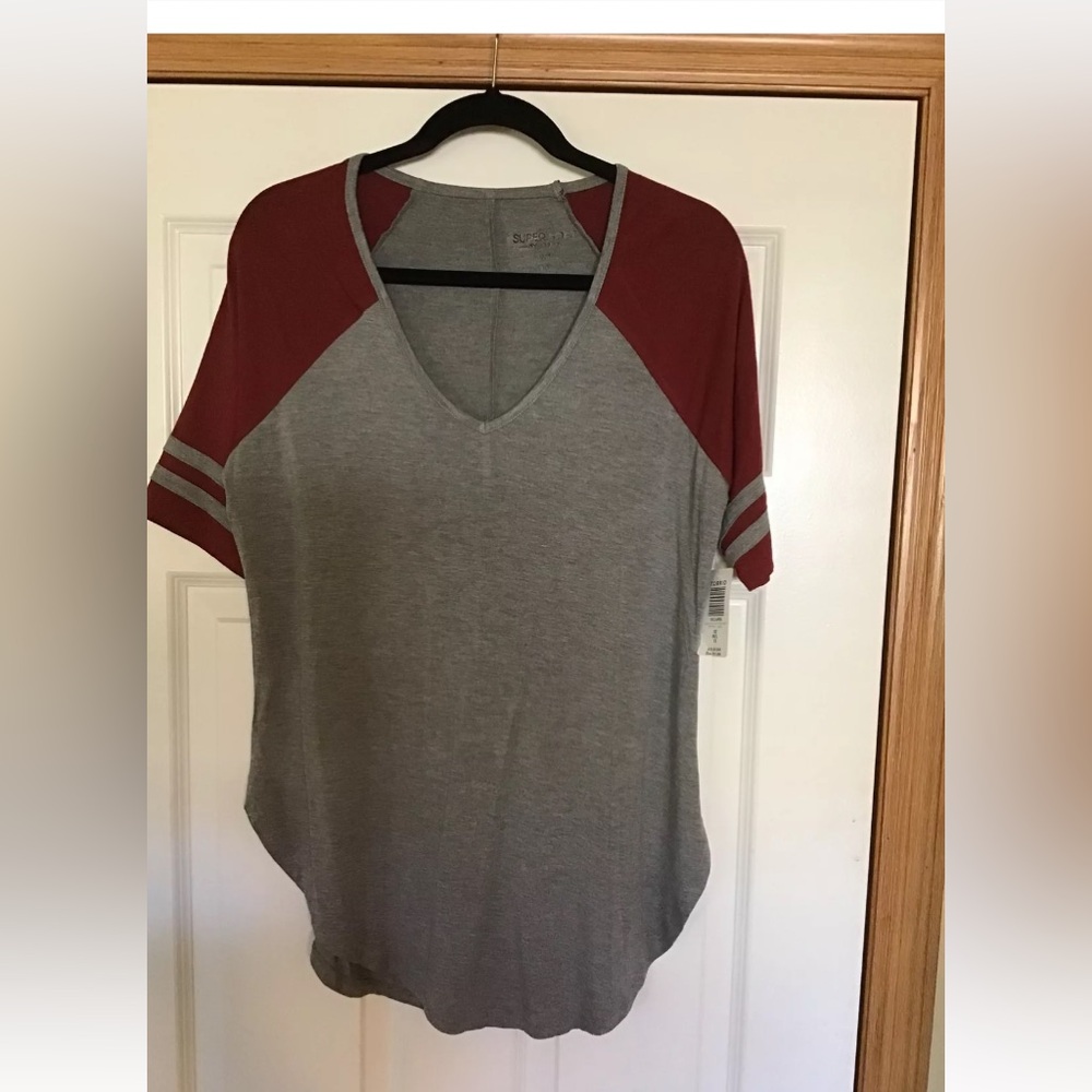 NWT Torrid SuperSoft Knits Baseball Gray  And Rust Short Sleeve Tee 00 Size 10